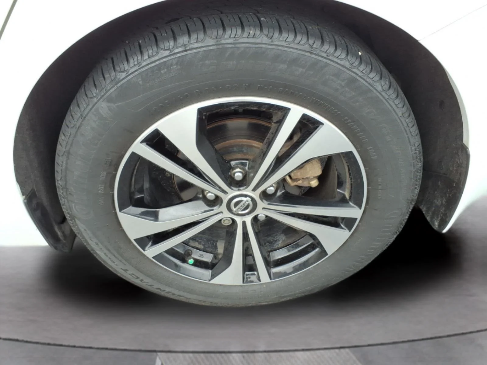 Used 2022 Fresh Powder Nissan SV image 30