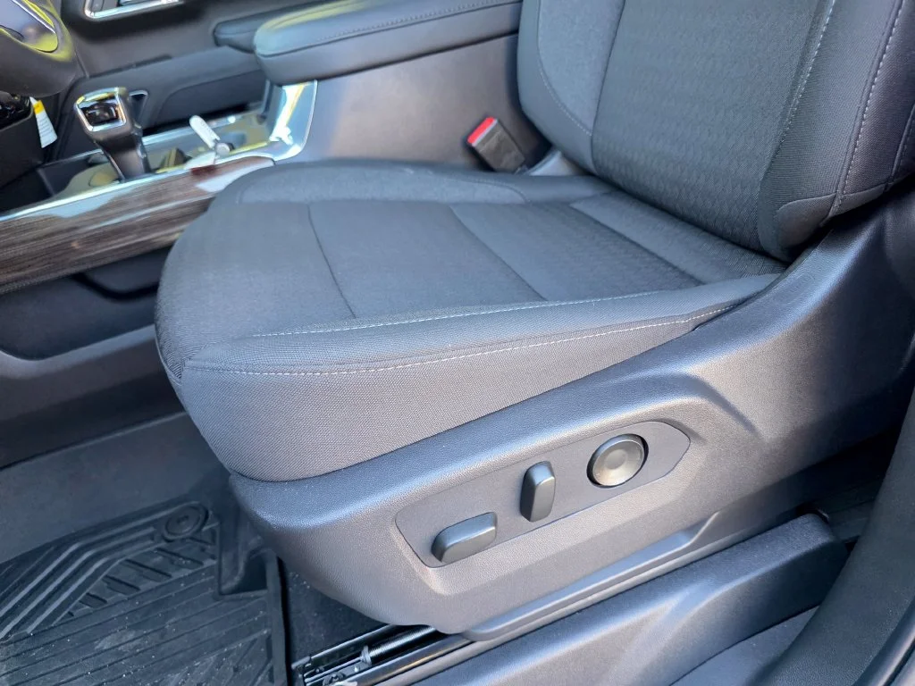 Used 2026 Sterling Gray Metallic Chevrolet LT Trail Boss image 12