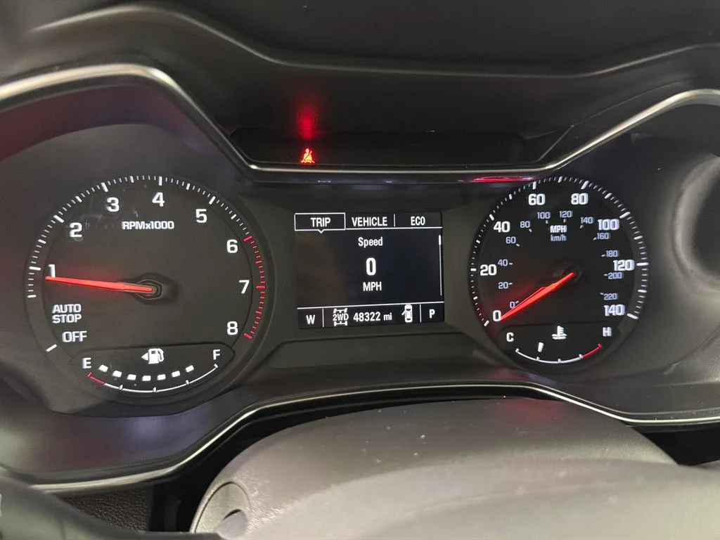 Used 2021 SUMMIT WHITE Chevrolet LT image 20
