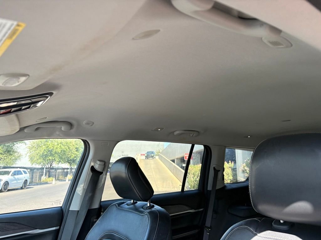 Certified Used 2022 Red Jeep Limited image 10