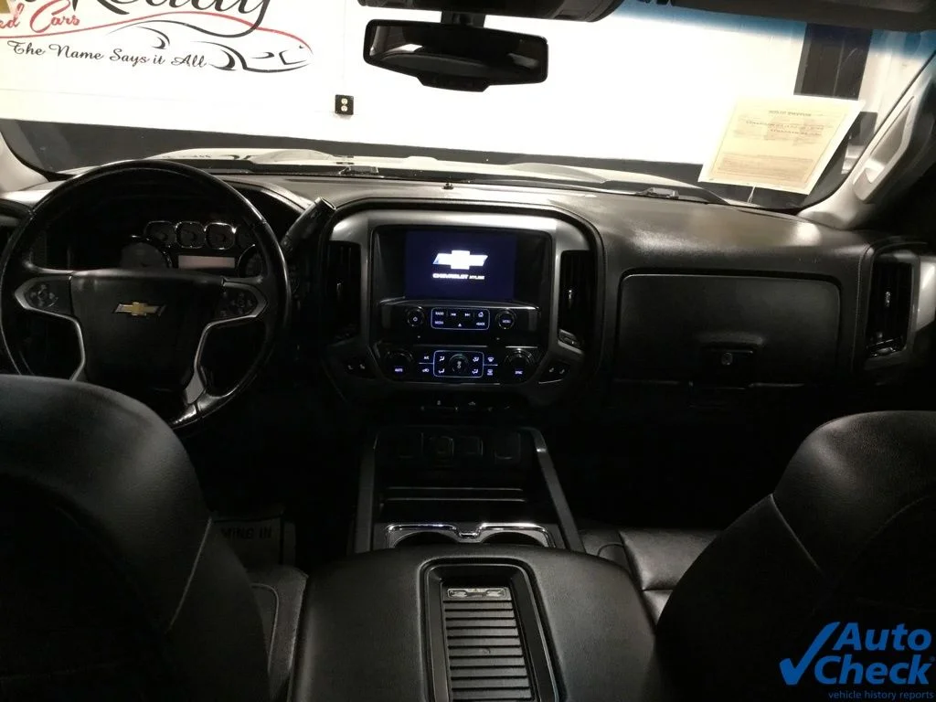 Used 2018 Gray Chevrolet LTZ image 31