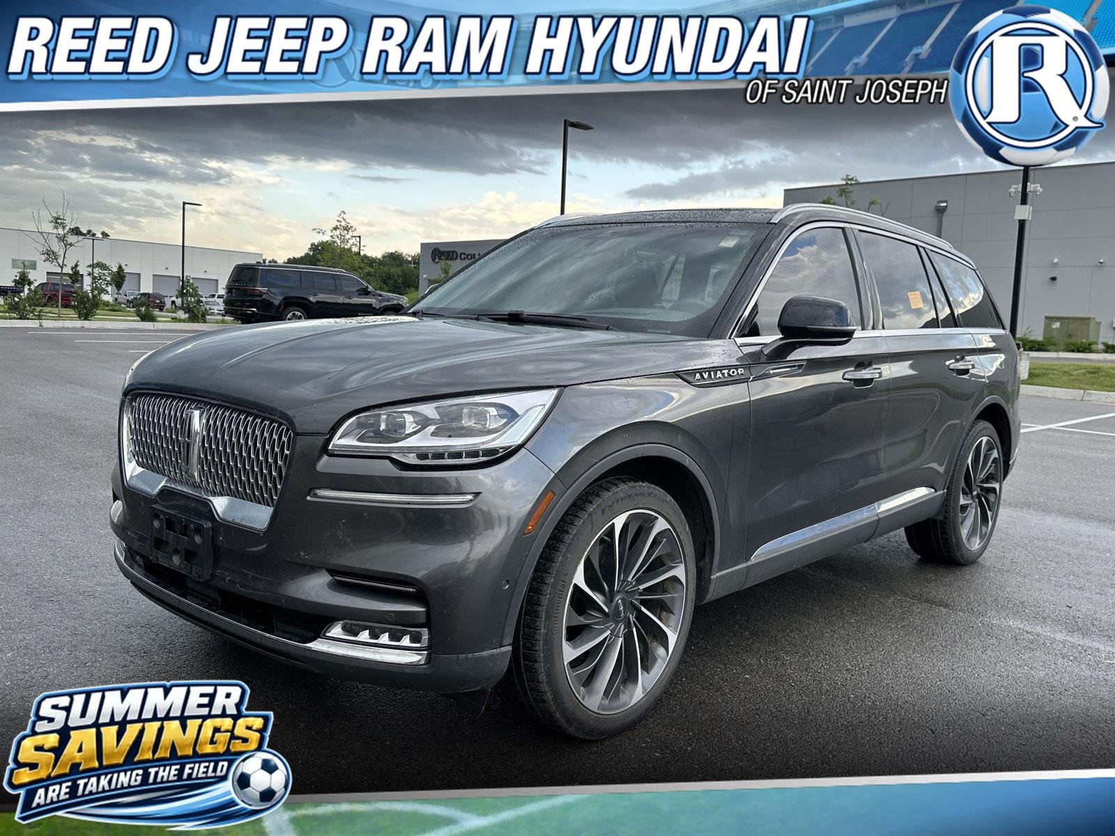 Used 2020 Magnetic Gray Metallic Lincoln Reserve image 1