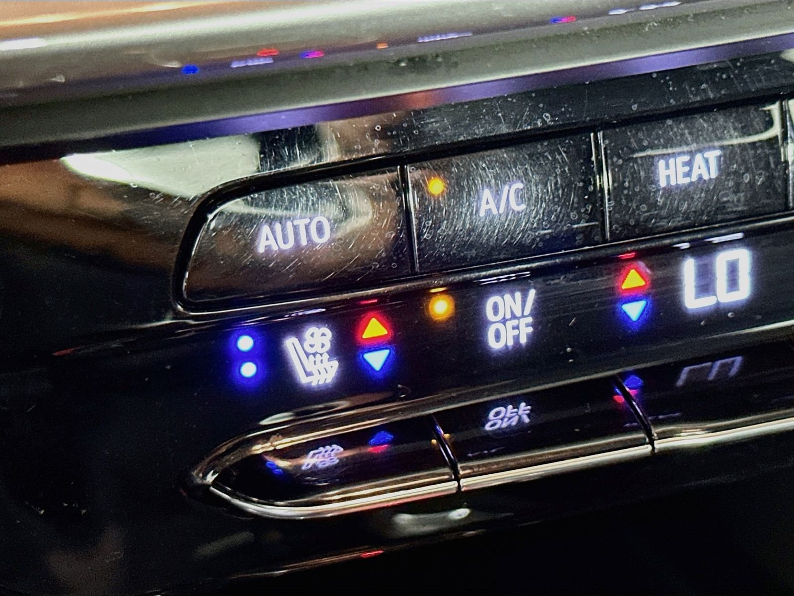 Used 2023 Silver Flare Metallic Chevrolet LT image 21