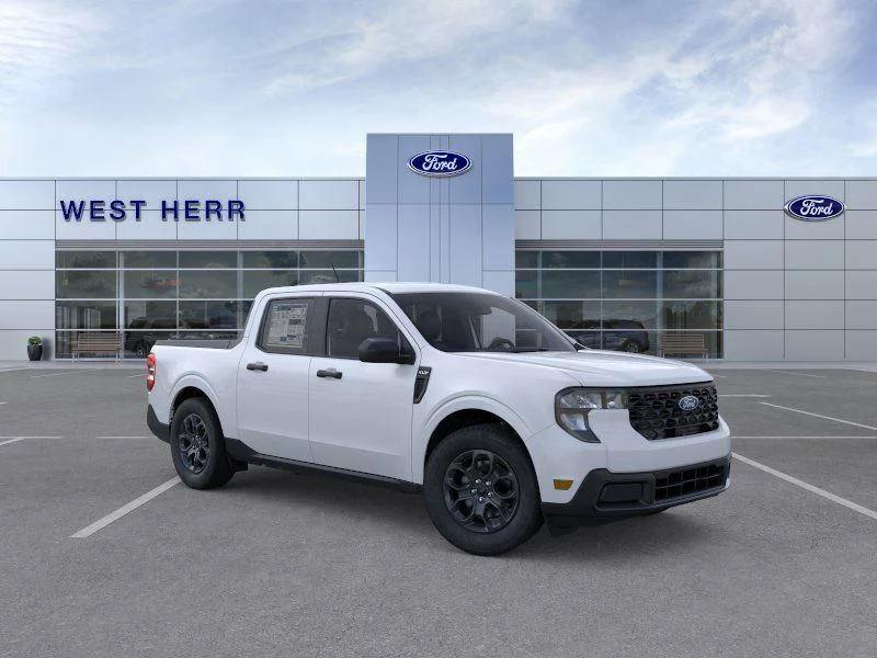 New 2026 Space White Metallic Ford XLT image 7