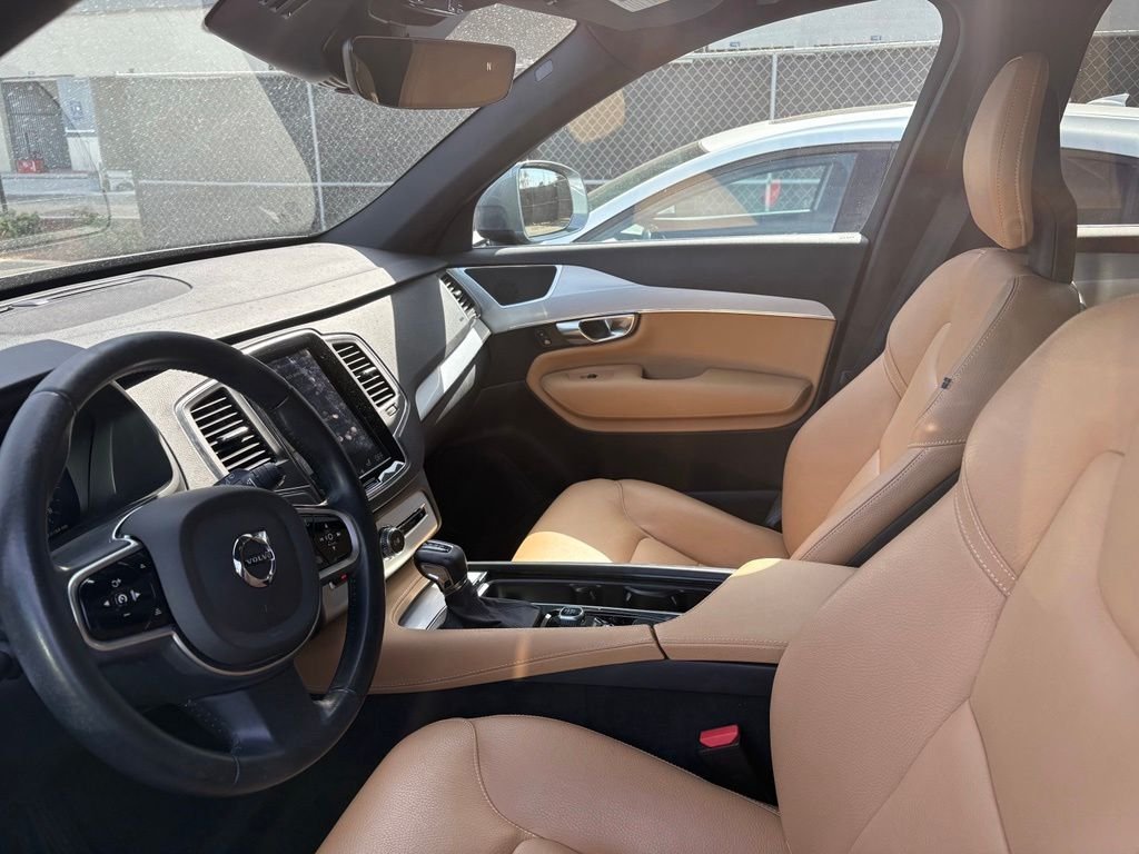 Used 2018 Gray Metallic Volvo T6 Momentum image 10