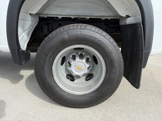 Used 2020 Summit White Chevrolet Work Truck image 12