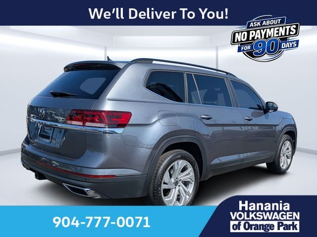 Used 2023 Gray Volkswagen 3.6L V6 SE w/Technology image 3