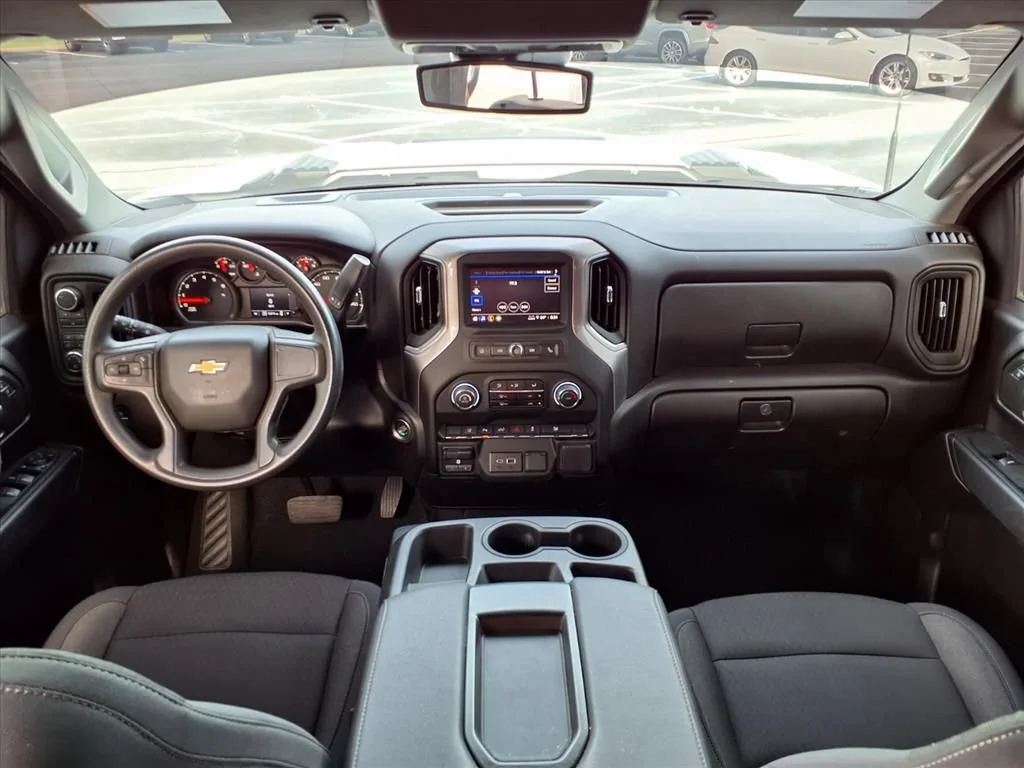 Used 2025 Summit White Chevrolet Custom image 26