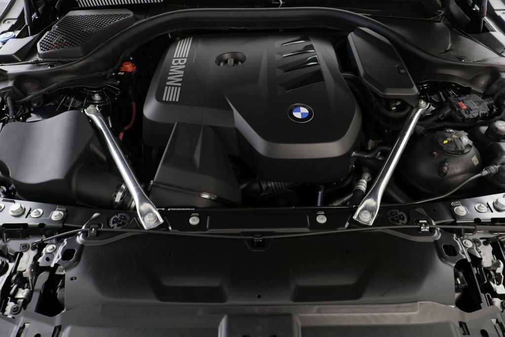 New 2027 Carbon Black Metallic BMW 530i xDrive image 24