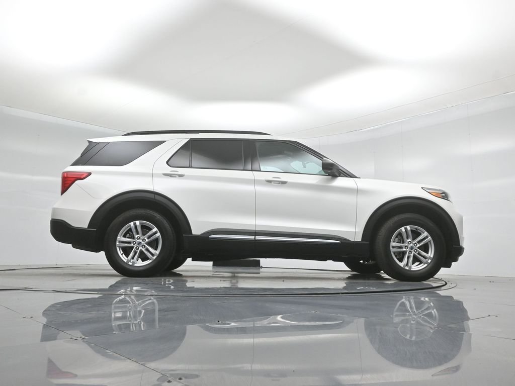 Certified Used 2023 White Ford XLT image 49