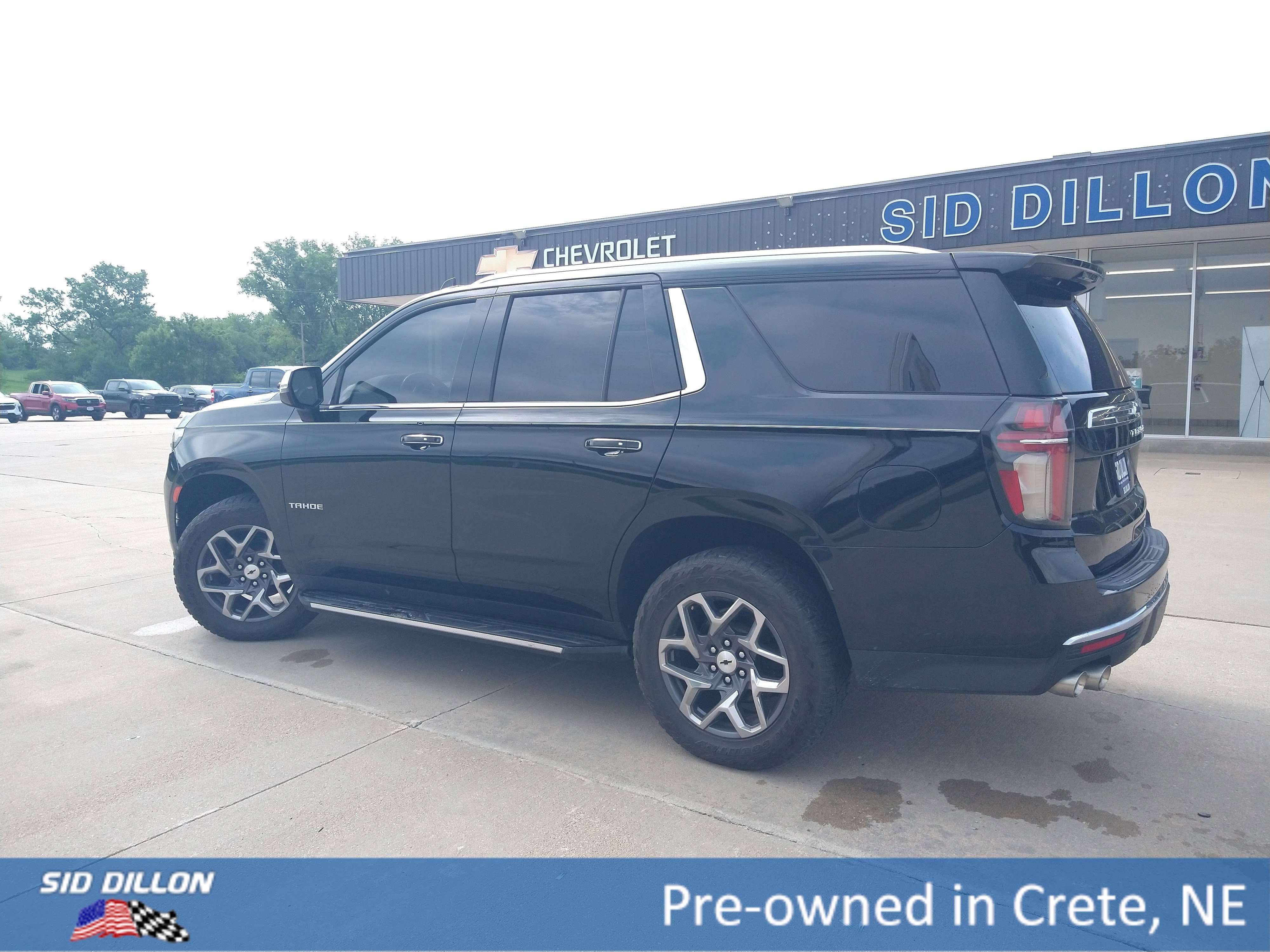 Used 2021 Black Chevrolet Premier image 20