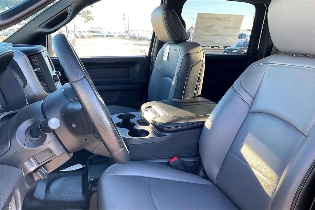 New 2024 Ram 2500 Tradesman 4D Crew Cab