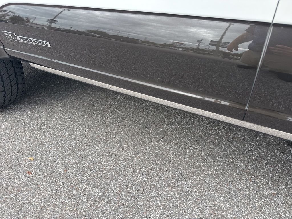 Used 2025  Ford King Ranch image 16