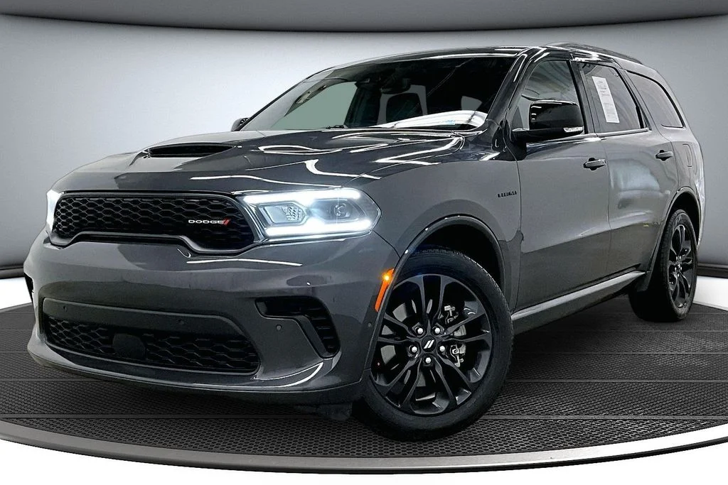 Used 2025 Gray Dodge R/T Plus image 3