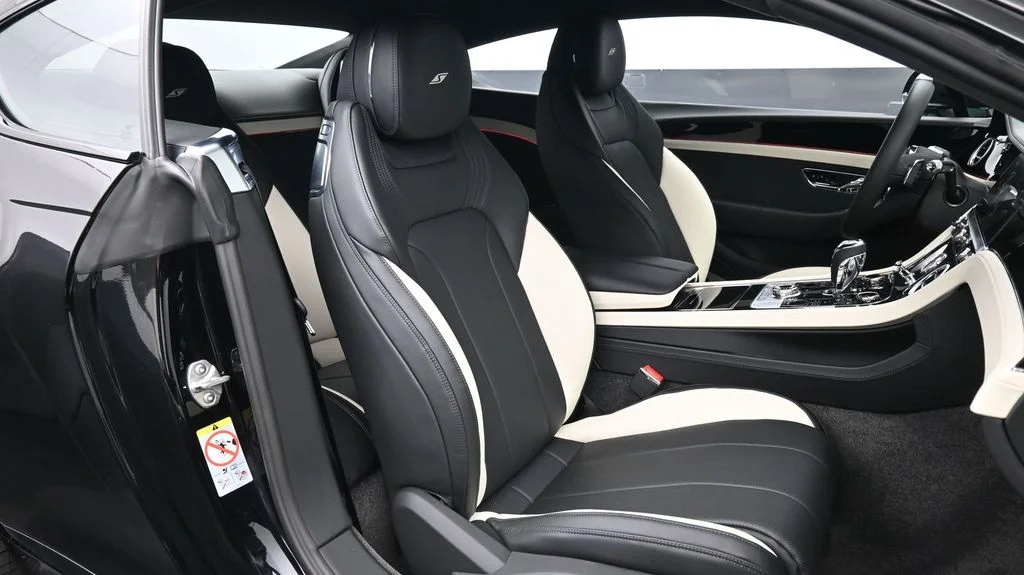 New 2026 Black Bentley S V8 image 17
