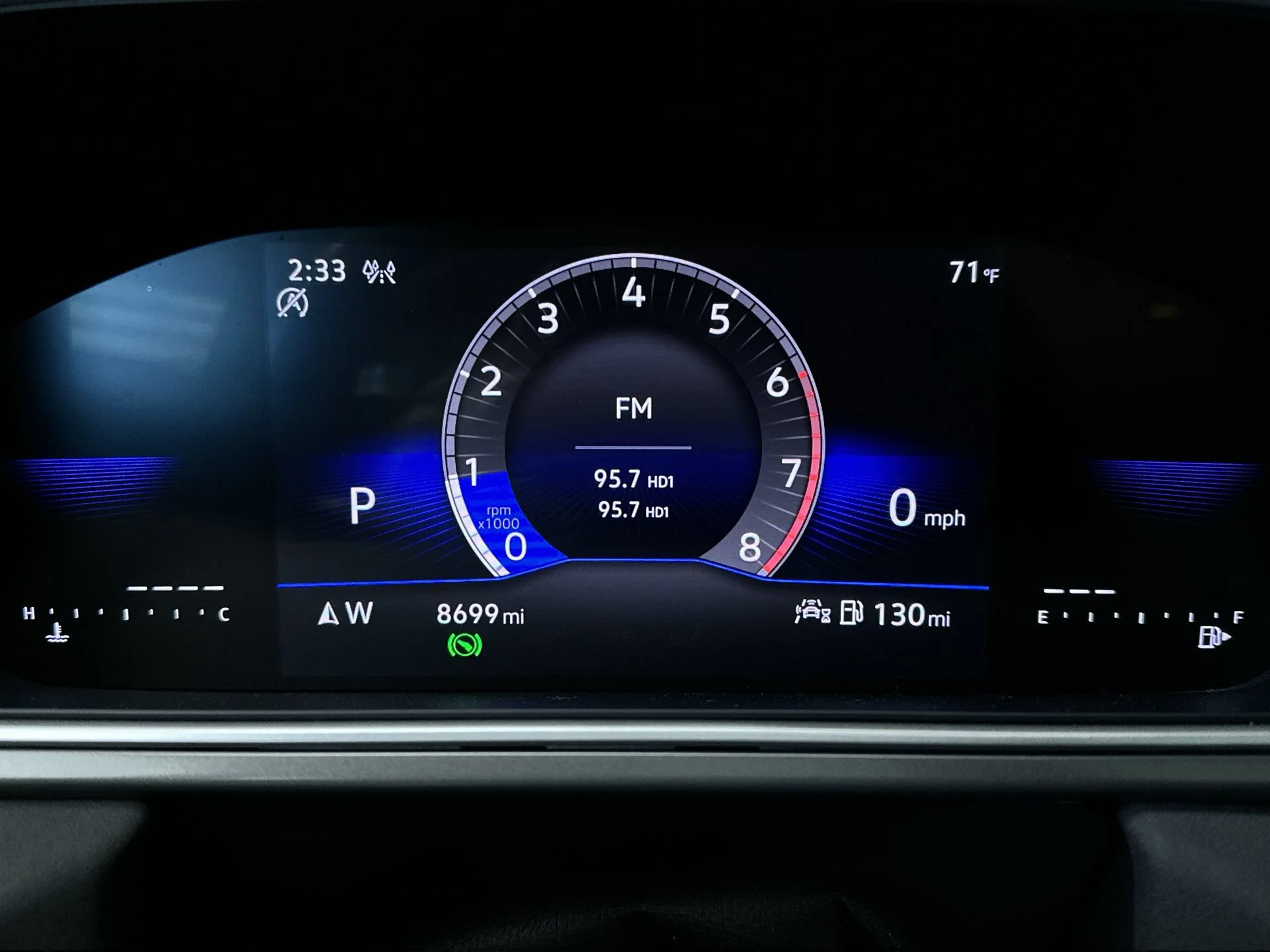 2025 Volkswagen Taos SE Black - Photo 17