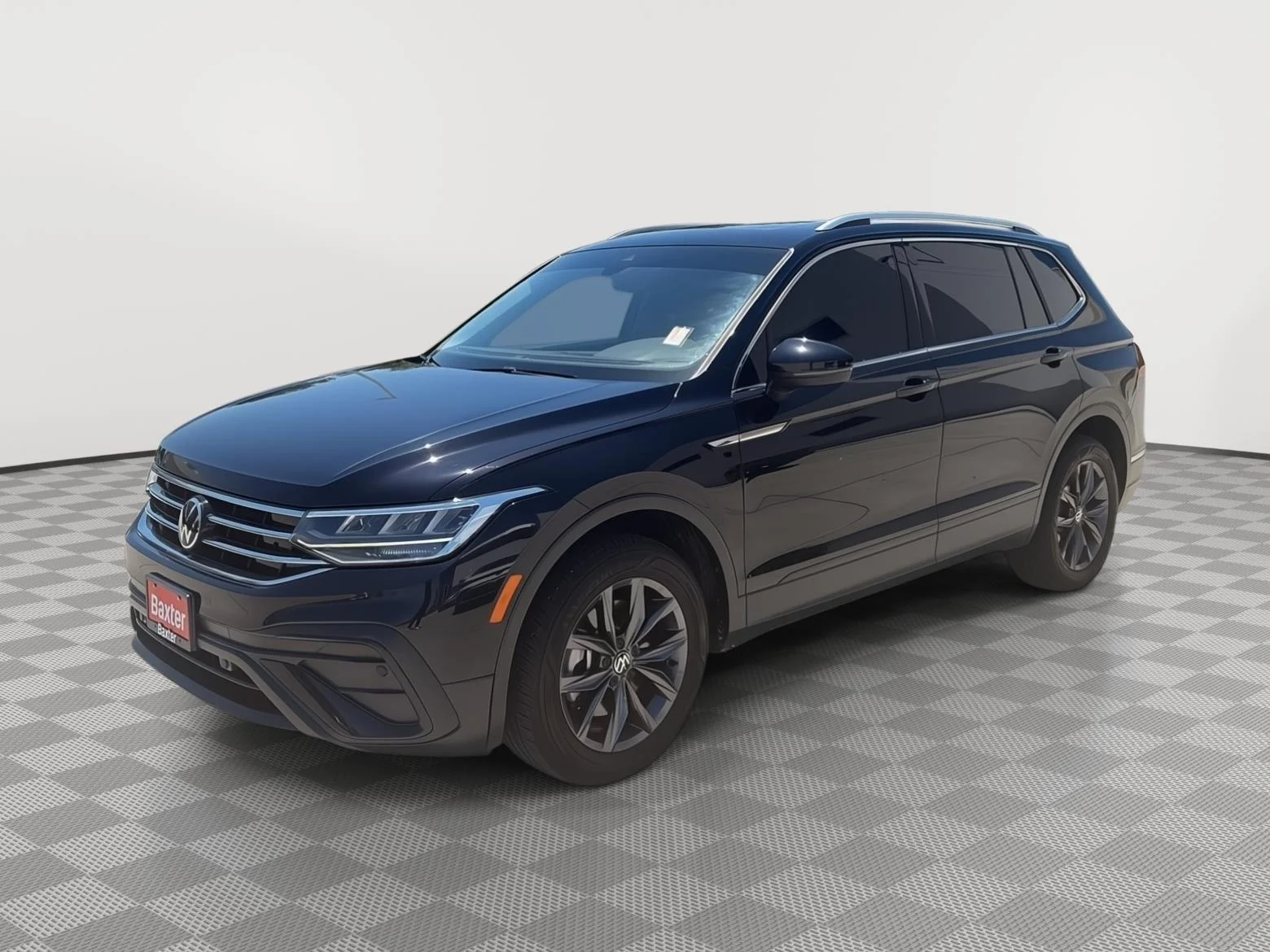 Used 2023 BLACK Volkswagen SE image 3