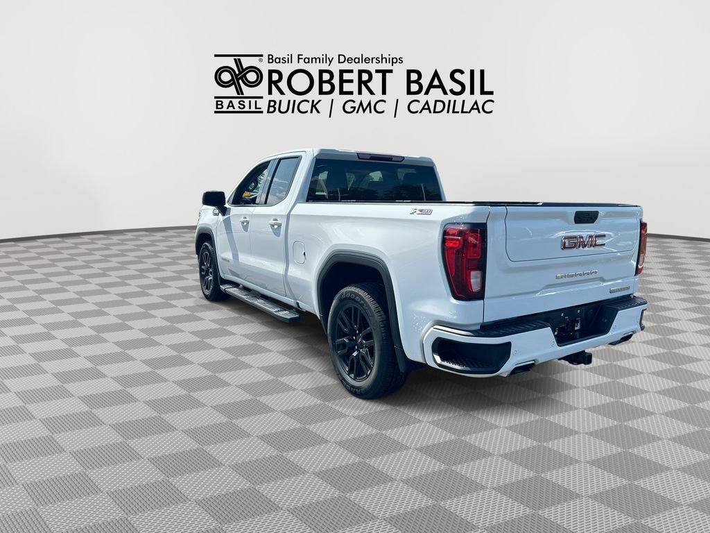 Used 2022 White GMC Elevation image 6