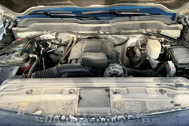 Used 2017 Silver Chevrolet LTZ image 31