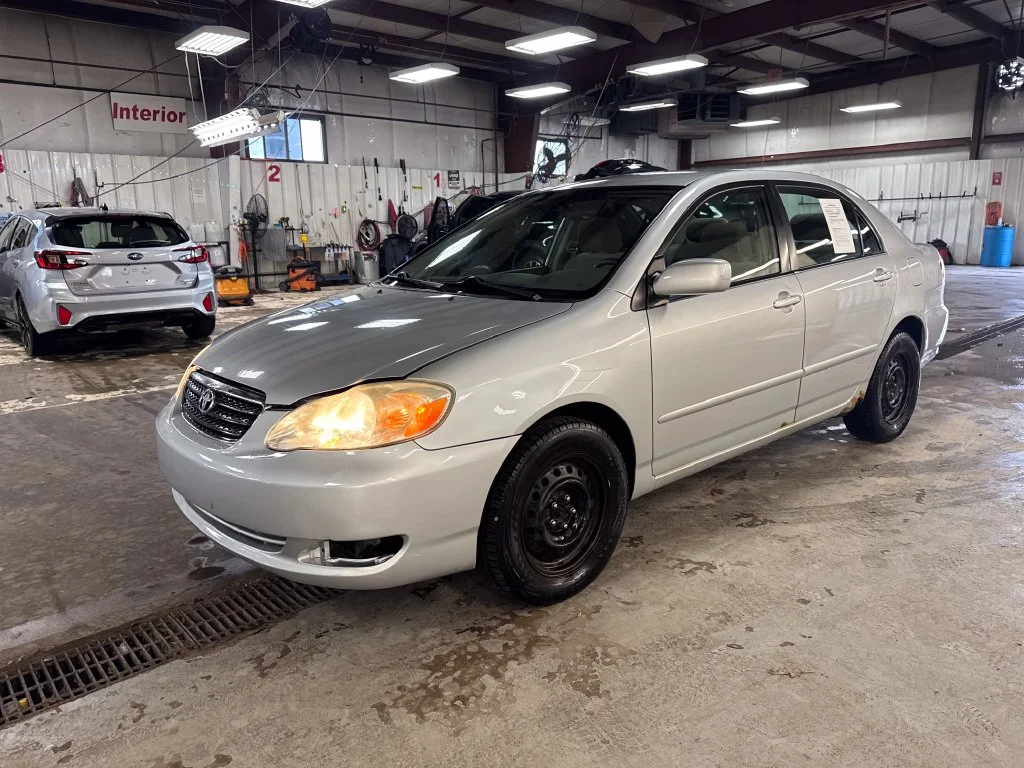 Used 2006  Toyota CE image 1