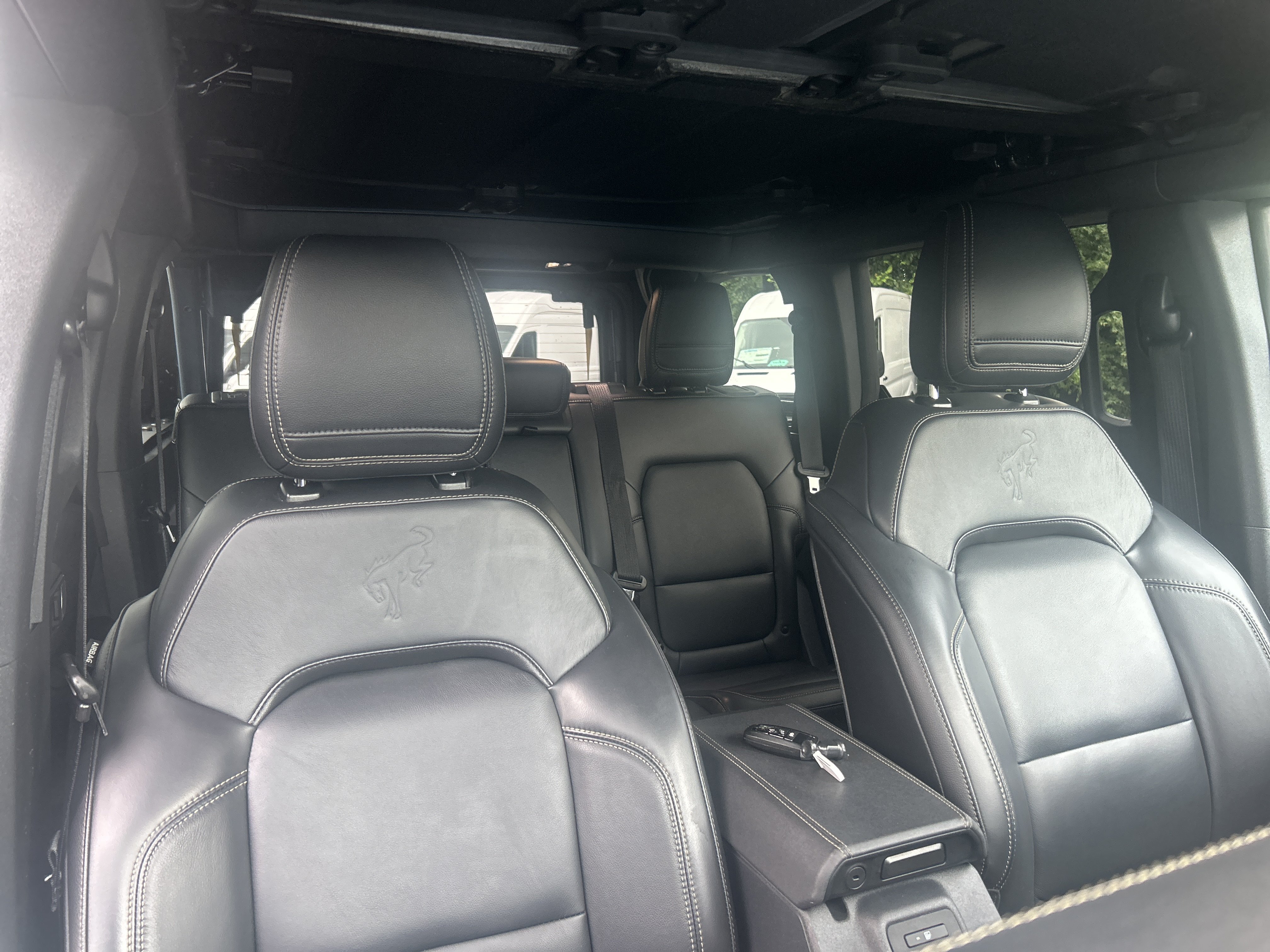 Used 2025 Azure Gray Metallic Ford Badlands image 21