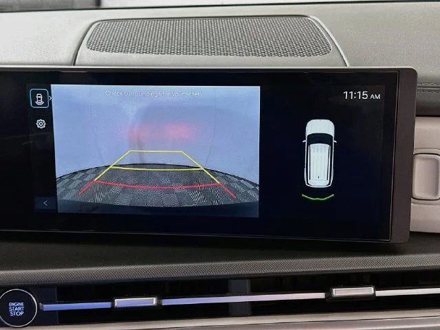 New 2027 Black Hyundai SE image 16
