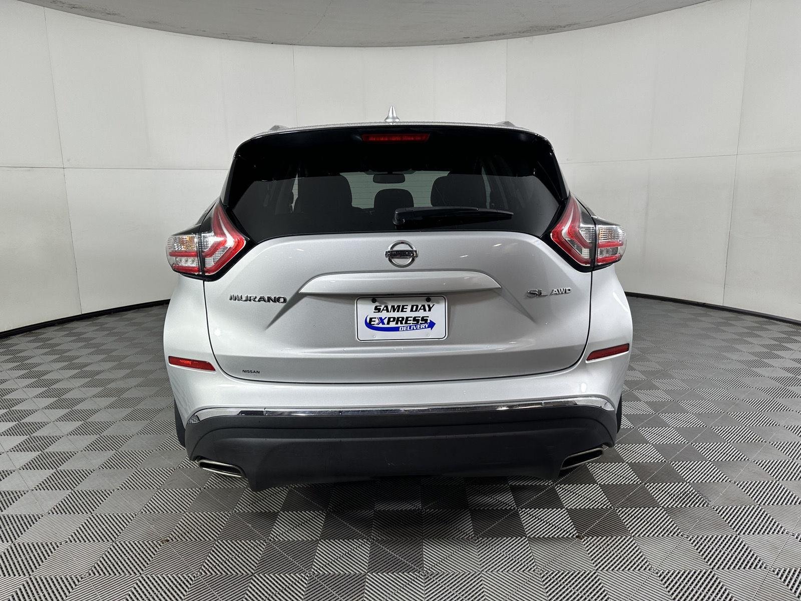 Used 2016 Brilliant Silver Metallic Nissan SL image 15
