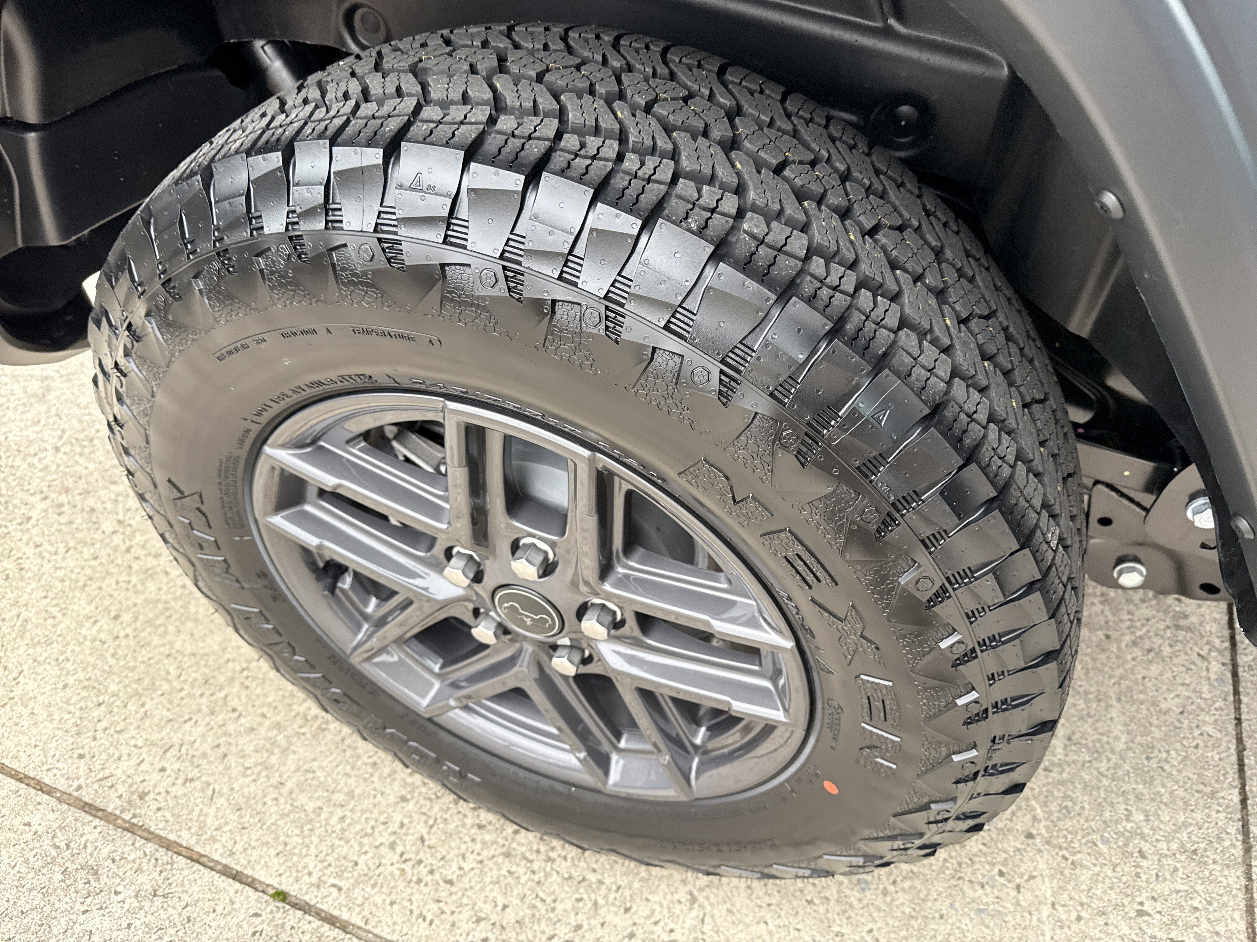 New 2026 Reign Jeep Sport S image 17