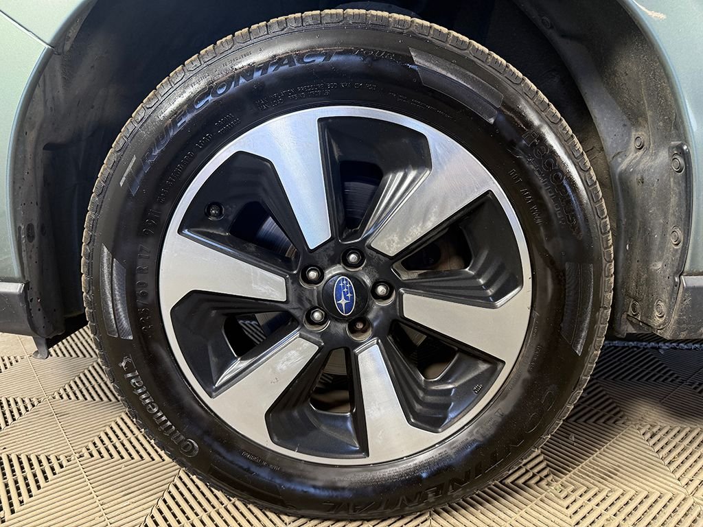 Used 2018 Green Subaru 2.5i Premium image 18