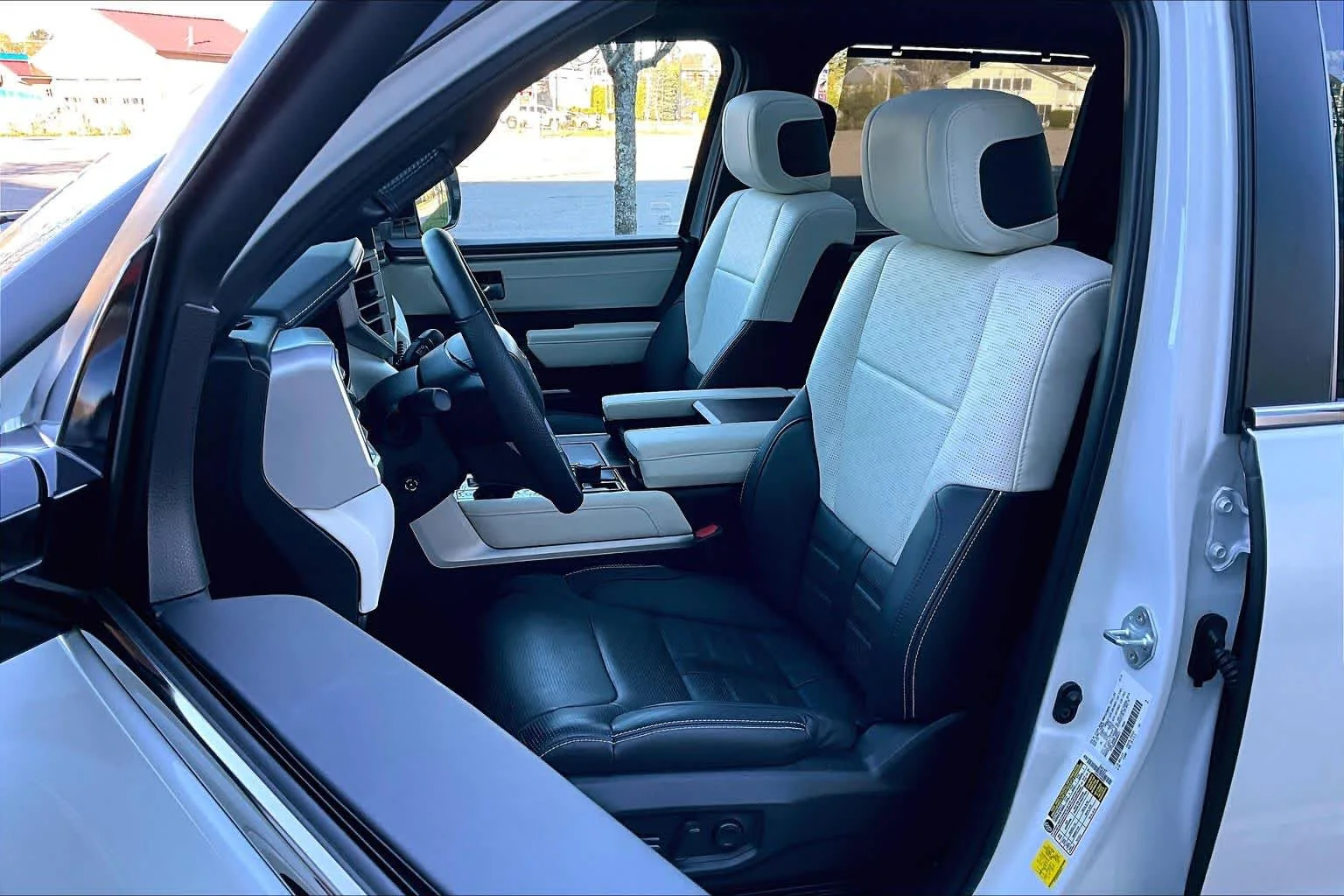 2024 Toyota Tundra Capstone - Photo 9