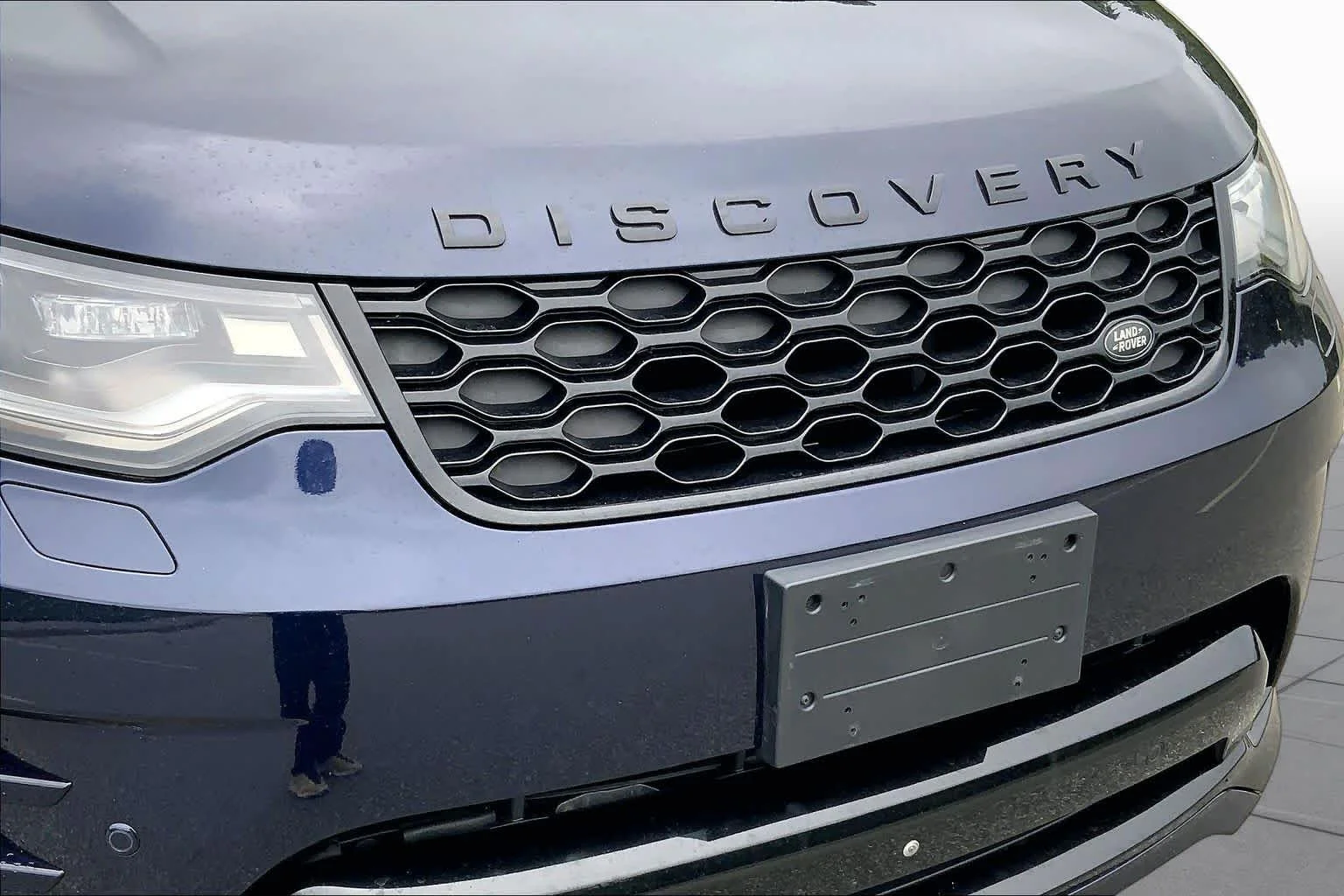 Used 2021 Portofino Blue Metallic Land Rover S R-Dynamic image 28