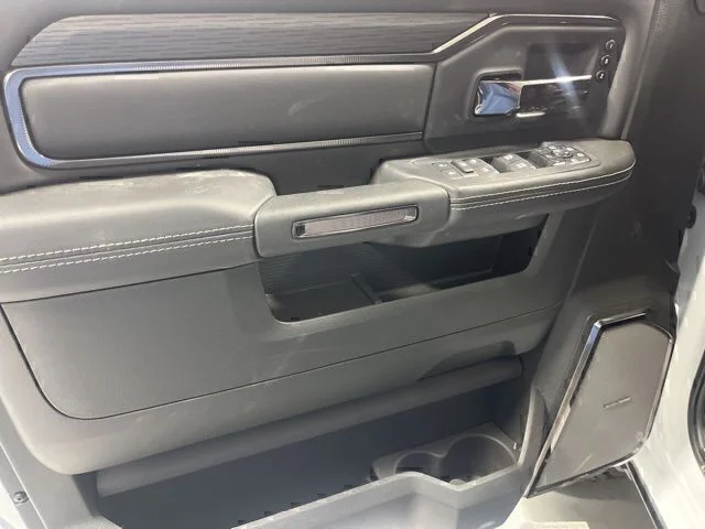 2026 RAM 2500 Rebel - Photo 6