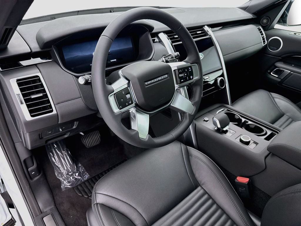 New 2026 Fuji White Land Rover S image 9