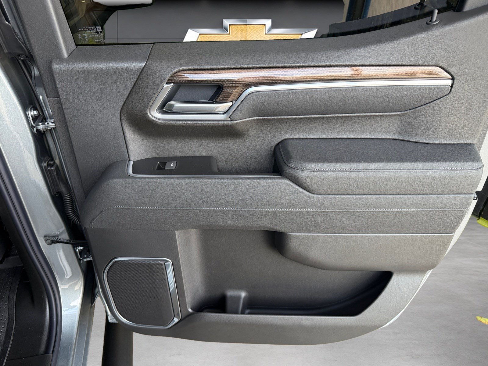 New 2026 Sterling Gray Metallic Chevrolet RST image 16