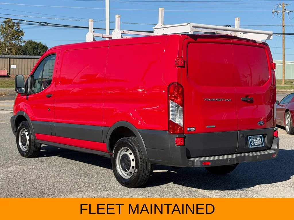 Used 2015 Red Ford Base image 3
