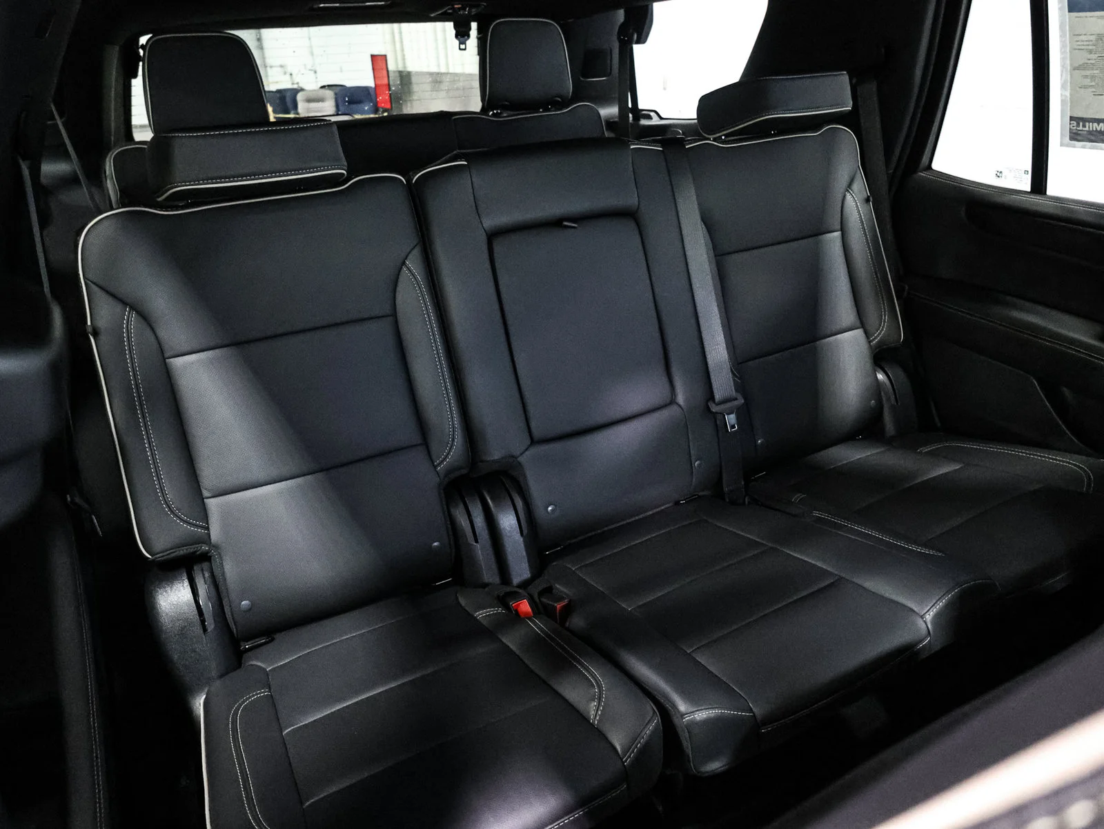 2025 GMC Yukon ELEVATION - Photo 24