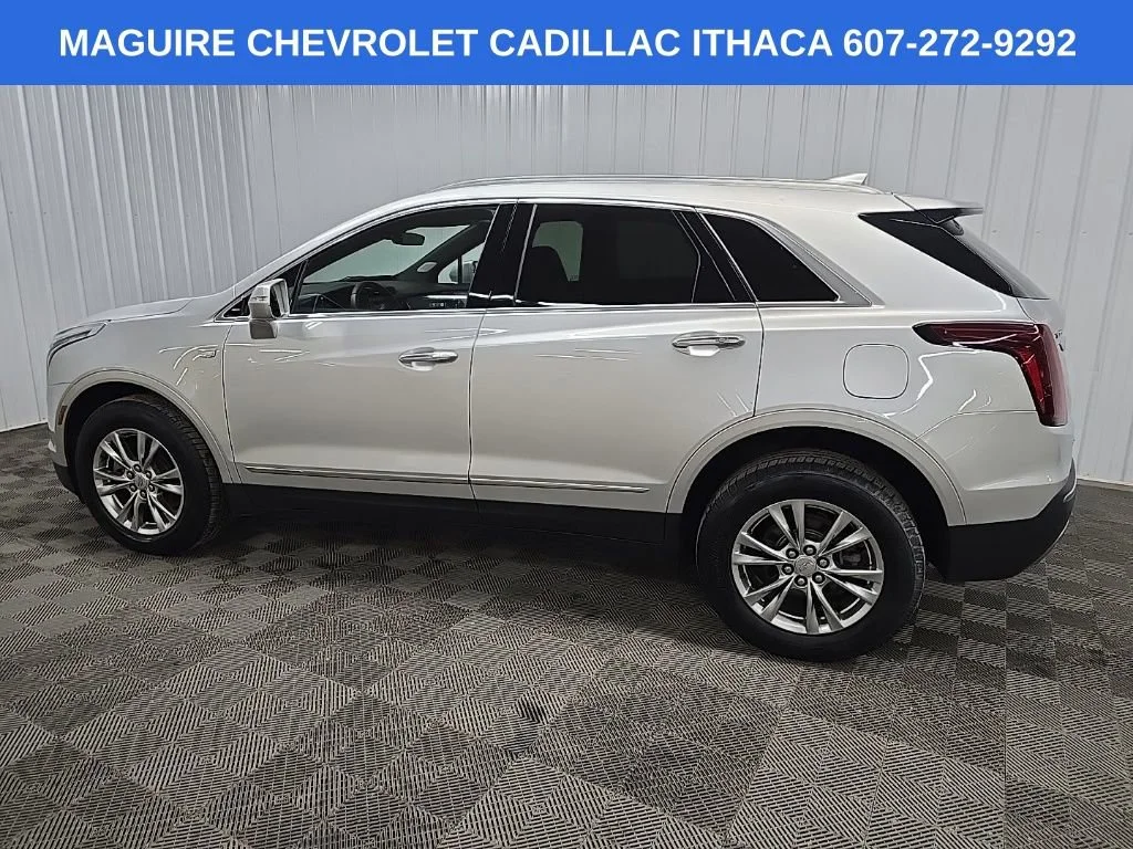 Used 2020 RADIANT SILVER METALLIC Cadillac Premium Luxury AWD image 4