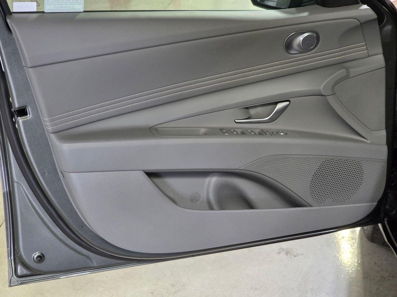 New 2026 Amazon Gray Hyundai SEL Sport image 20