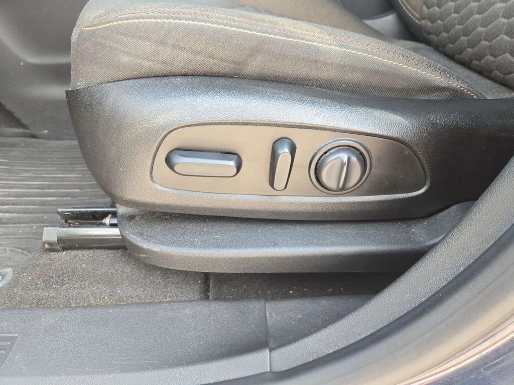 2019 Chevrolet Equinox LT - Photo 14