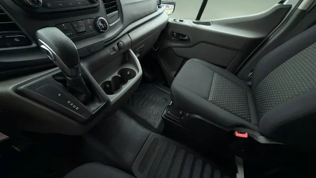 Used 2025  Ford T250 image 15
