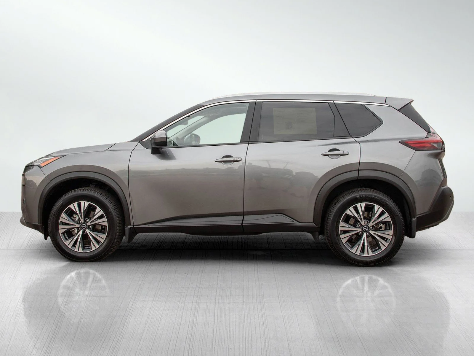 Used 2023 Nissan Rogue SV with VIN JN8BT3BBXPW489065 for sale in Burnsville, Minnesota