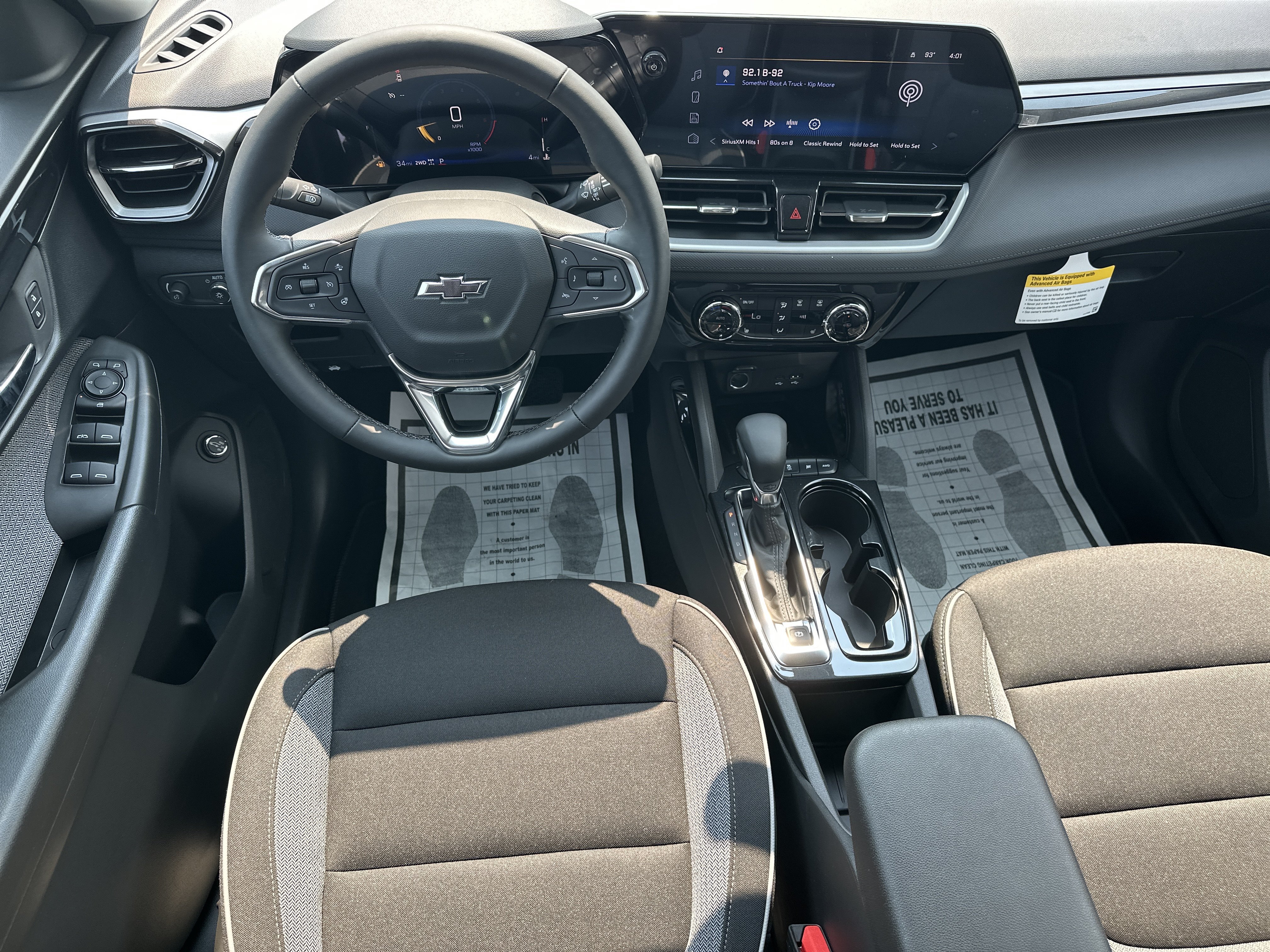 New 2026 Summit White Chevrolet LT image 23