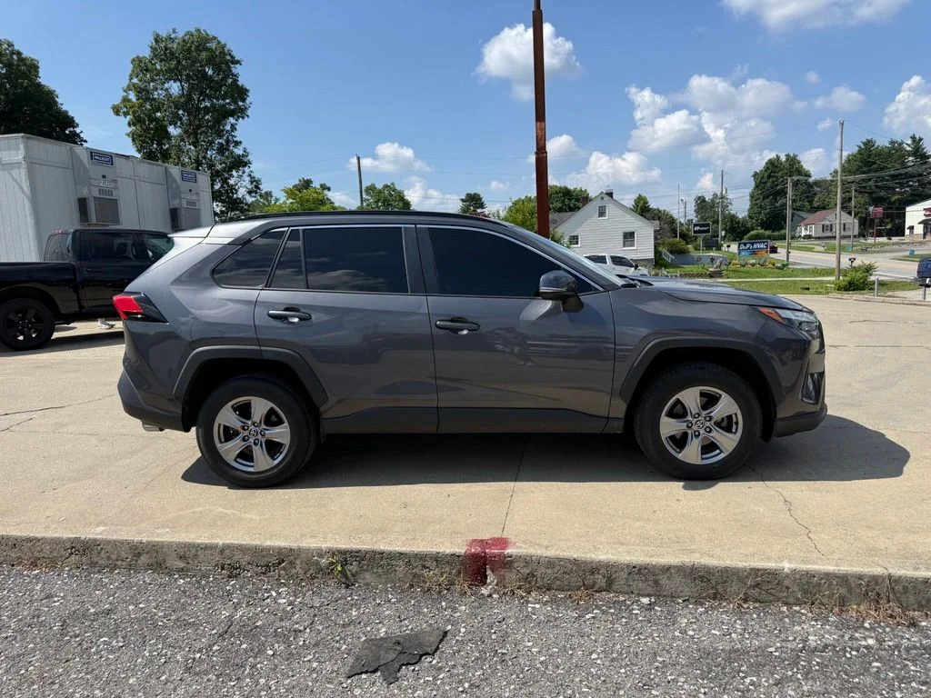 Used 2022 Gray Toyota XLE image 5