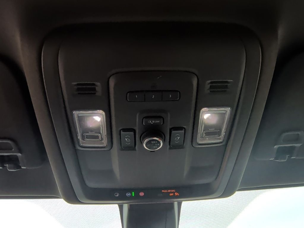 Used 2022 Gray Chevrolet LT image 23