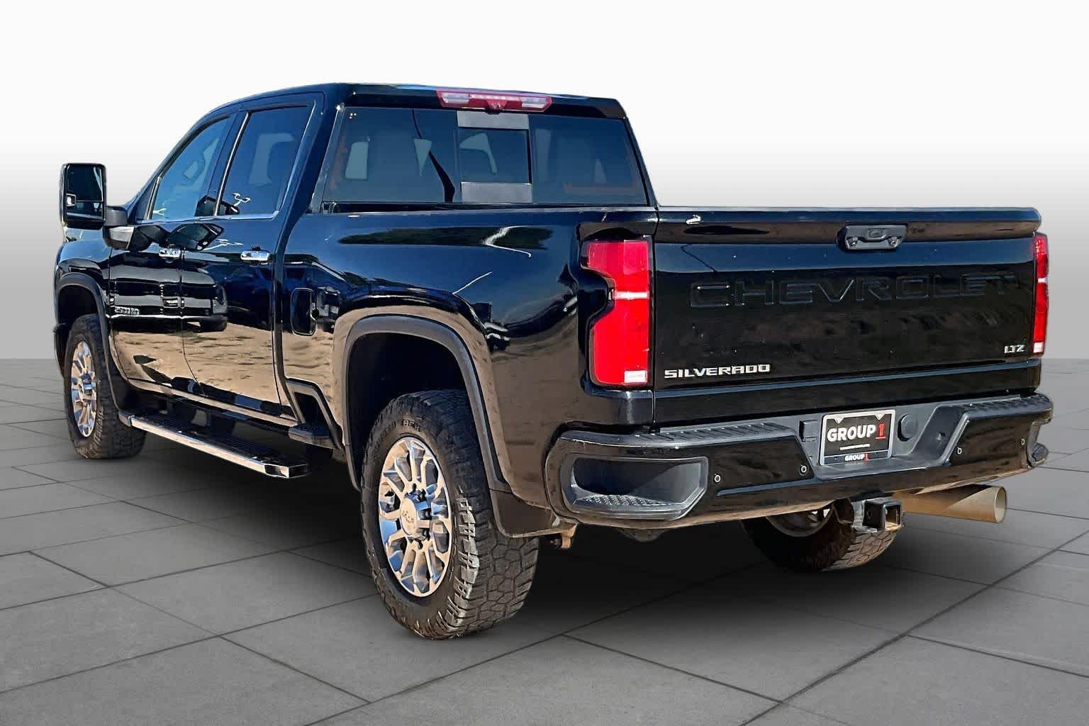 Used 2025 Black Chevrolet LTZ image 12