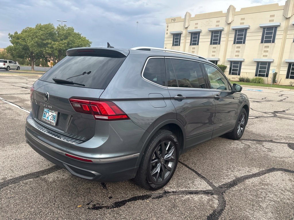 Used 2022 Gray Volkswagen 2.0T SE image 5