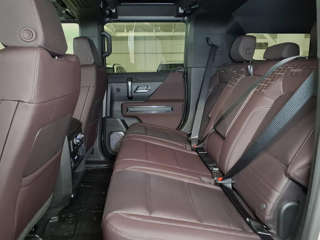 2026 GMC HUMMER EV 2X - Photo 12