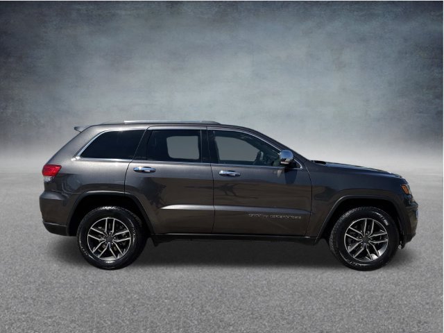 Used 2019 Gray Jeep Limited image 29