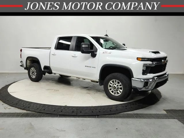 Used 2024 White Chevrolet LT image 1