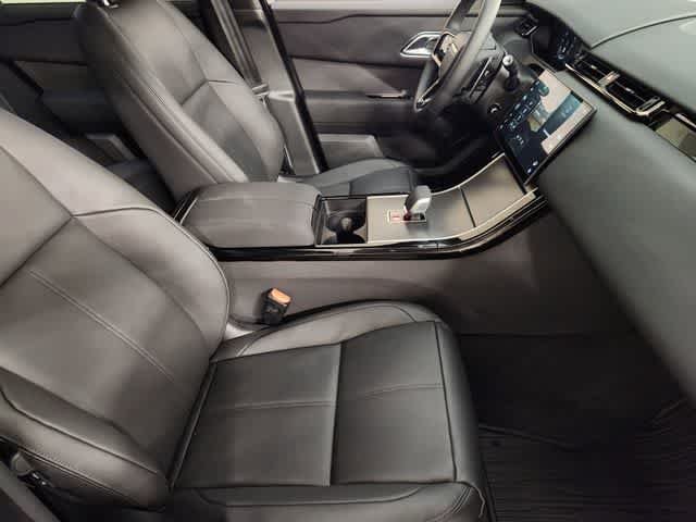 Used 2026 Zadar Grey Premium Metallic Land Rover S image 4